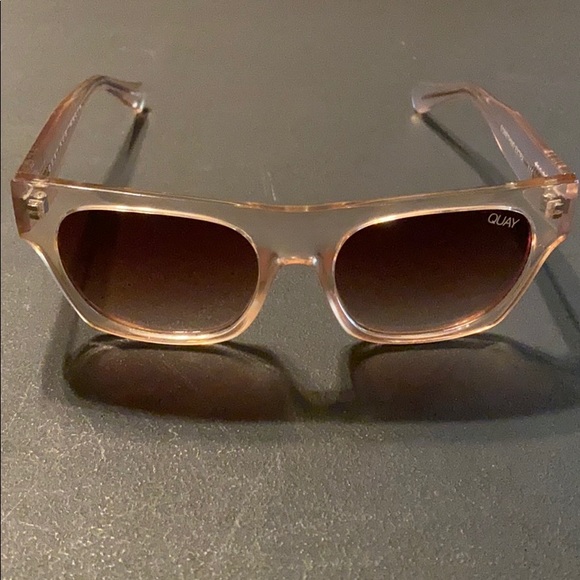 Quay Australia “Something Extra” - Picture 2 of 5